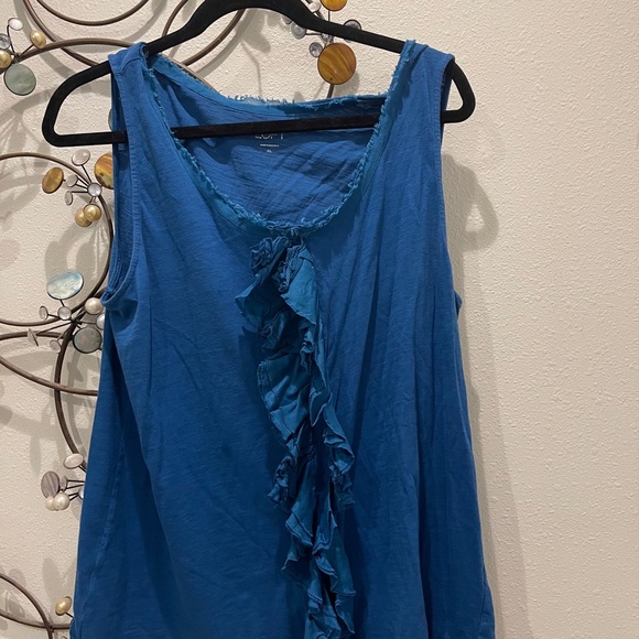 Ann Taylor Ruffle Top - Picture 2 of 3